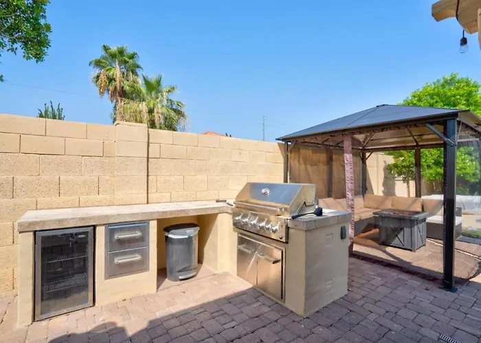 Holiday home Stylish In Scottsdale-heatedpool And Hottub *