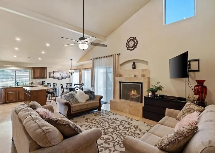 Holiday home Stylish In Scottsdale-heatedpool And Hottub *